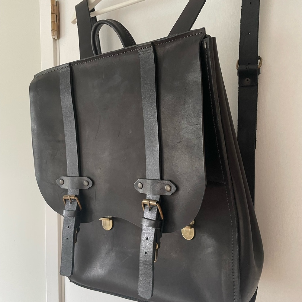 Diržas Handmade Genuine Leather Backpack Black Minimalist